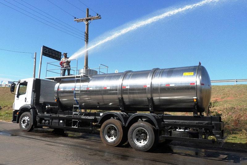 Serviço de Venda de Água Potável com Caminhão Pipa