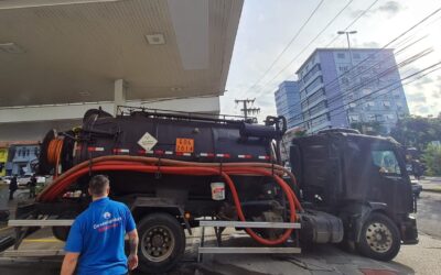 Hidrojateamento de Rede de Esgoto