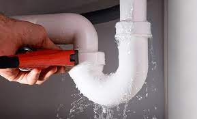 Serviços Hidráulicos: Importância do Encanador no Sistema Hidráulico