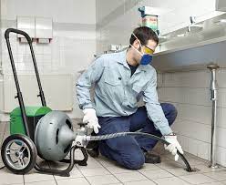 Desentupimento e Limpeza de Caixa de Gordura