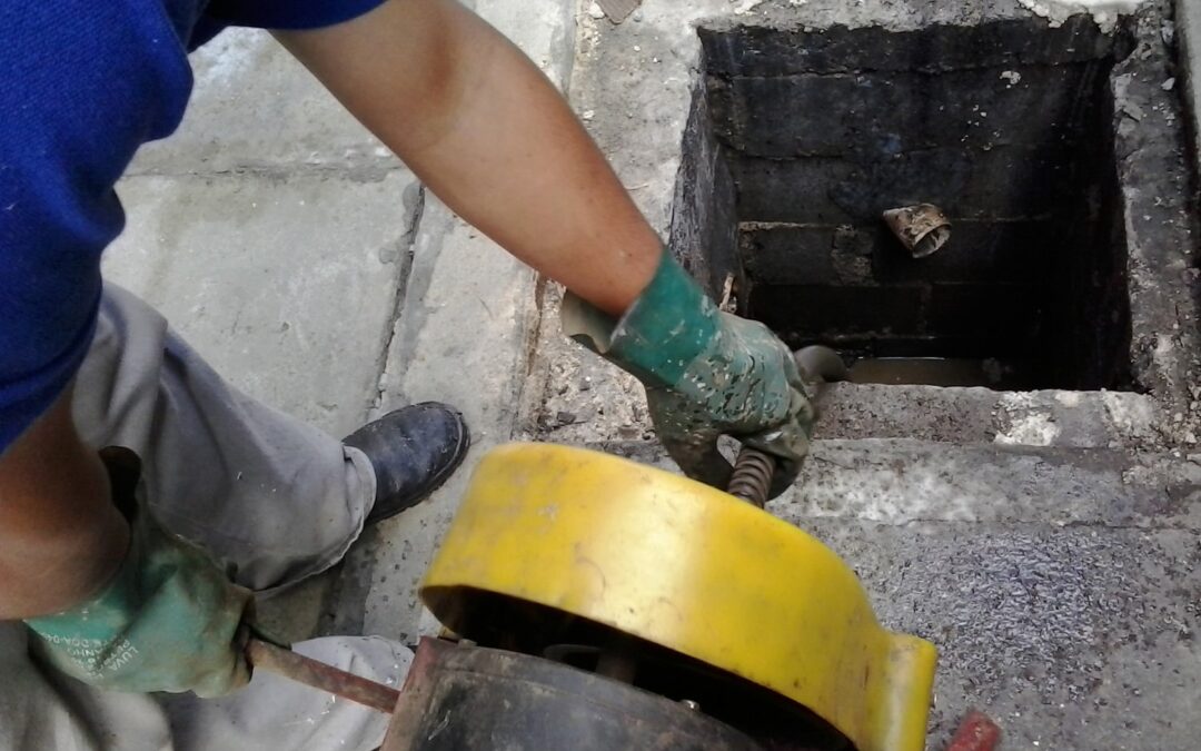 Como Desentupir Fossa?