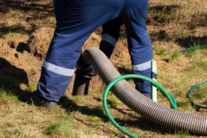 Veja Como Desentupir Fossa de Esgoto